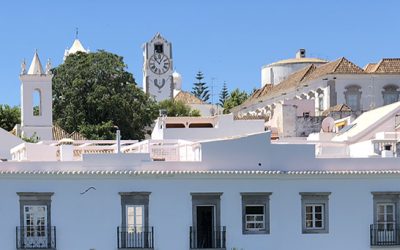 Let op de aandachtspunten bij het kopen van een vakantiehuis in het buitenland